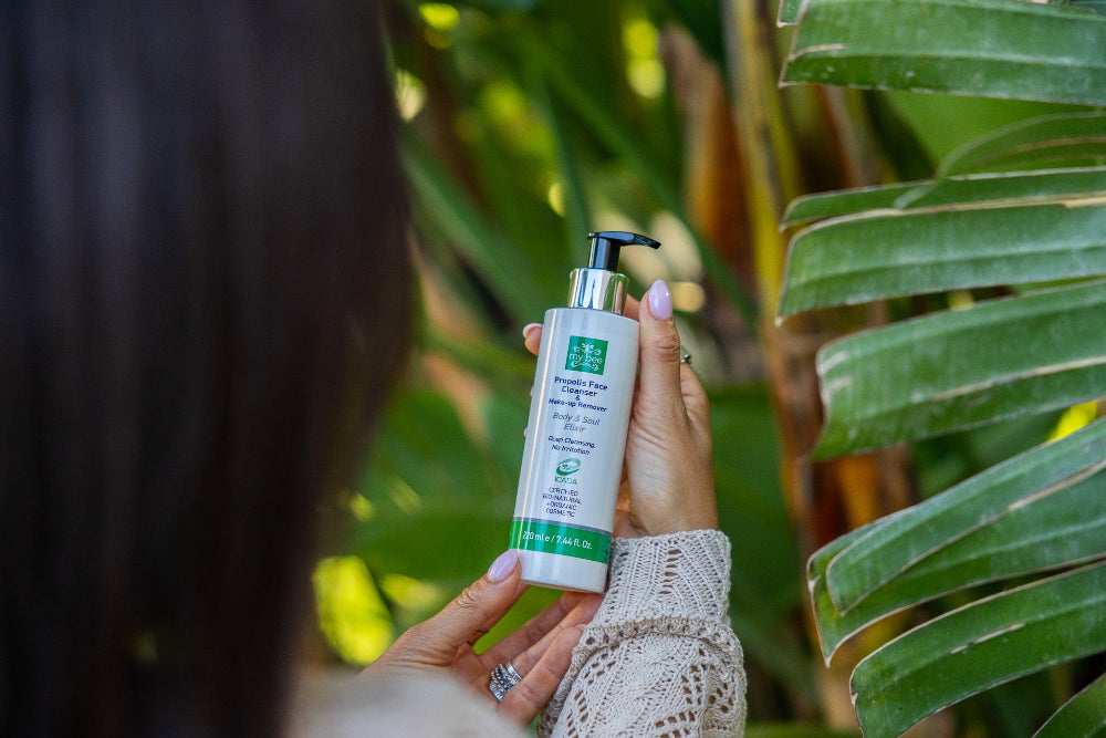 Gel de Curățare și Demachiant cu Propolis