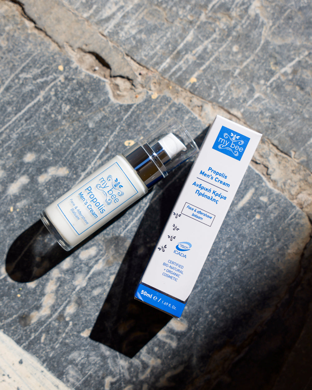 Cremă de față si after-shave pentru bărbați