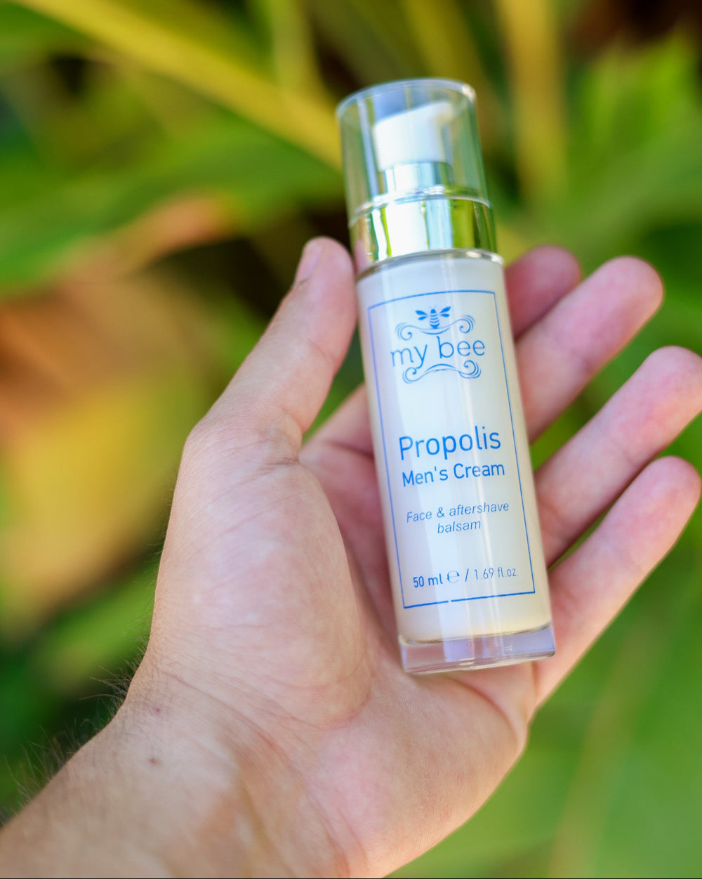 Cremă de față si after-shave pentru bărbați