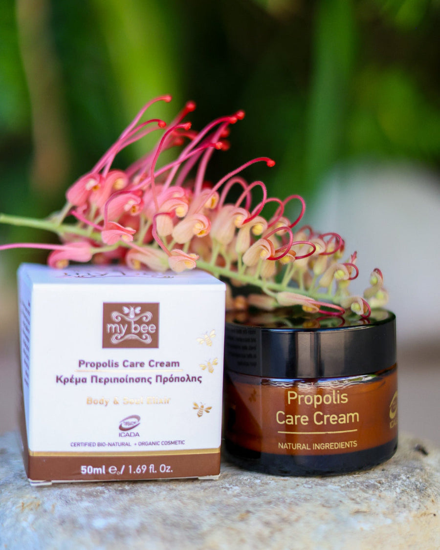 Cremă de ingrijire cu propolis
